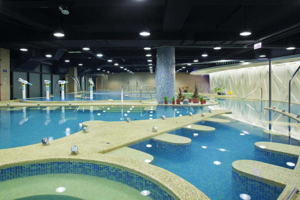 فندق إيه-ديه إيه رويال داشو المرافق الصورة Swimming pool