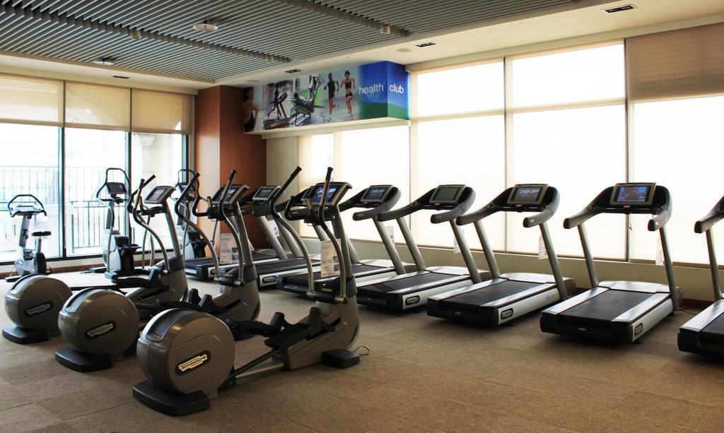 فندق إيه-ديه إيه رويال داشو المرافق الصورة A typical gym